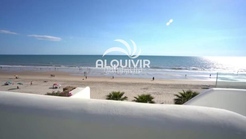 Foto 29a0f823-bc0b-4f8f-89b7-c93eb3bcab3d. Maison jumelée avec parking dans Centro - Torre de la Higuera Almonte