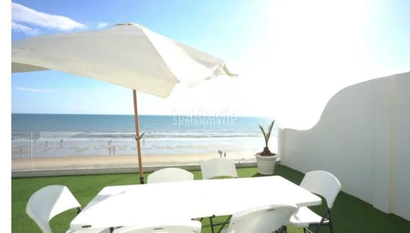 Foto 72520150-a35f-4449-b4a5-4bbe3050746e. Maison jumelée avec parking dans Centro - Torre de la Higuera Almonte