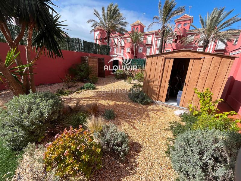 Foto ac5cb31c-1c5e-46dc-8f2b-cb0e8a40a29c. Appartamento con parcheggio in Coto Almonte