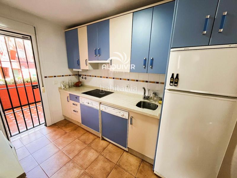 Foto b6b00f1d-8585-4d44-b246-5d5d875cdbc9. Appartamento con parcheggio in Coto Almonte