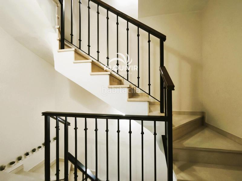 Foto 22b2d72a-e225-4ae1-ae37-561c9019e243. Casa adossada amb aparcament a Almonte Almonte