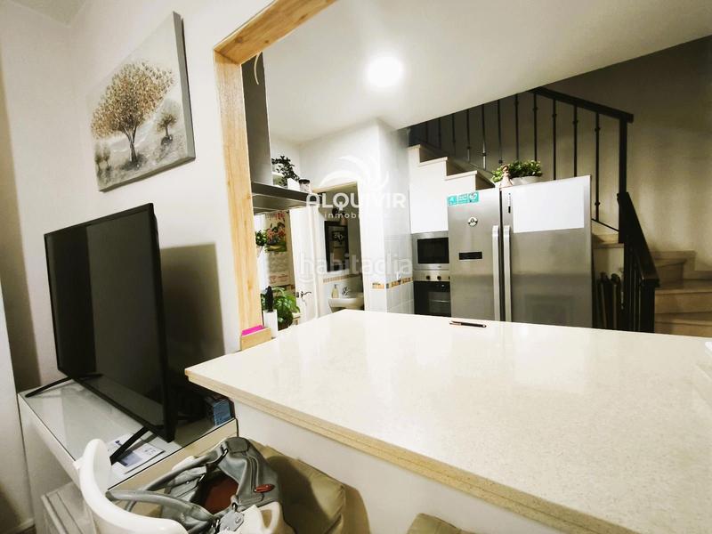 Foto 569414e6-73bf-4ddf-a6ba-eed12c6af84e. Casa adossada amb aparcament a Almonte Almonte