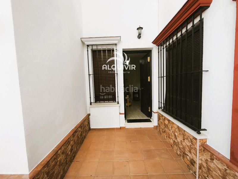 Foto bbd88bd7-5998-475a-9f74-bd1230cba6be. Casa adossada amb aparcament a Almonte Almonte