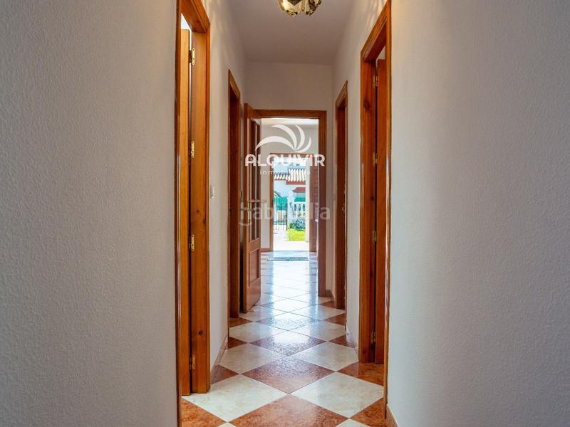 Foto c3d80ede-98f8-48da-b433-8cbea026a2b4. Doppelhaus mit parking in Centro - Torre de la Higuera Almonte