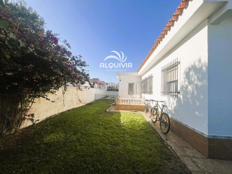 Foto 0029e1c9-3ab4-41f1-b936-ae0b175c4b87. Chalet con parcheggio piscina in Centro - Torre de la Higuera Almonte