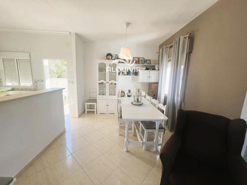 Foto 5adf52bb-b401-43c8-94e7-3877794e6ab3. Chalet con parcheggio piscina in Centro - Torre de la Higuera Almonte