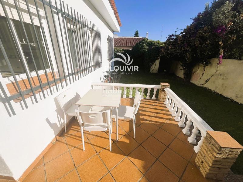 Foto 78699911-5515-4028-88a4-2b4d835c3b41. Chalet con parcheggio piscina in Centro - Torre de la Higuera Almonte