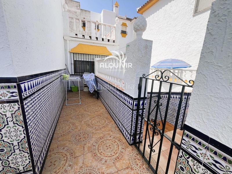 Foto 47db95a6-62ea-4175-90cd-5a434dcc9a36. Casa adosada chalet adosado, en venta en matalascañas. en urbanización privada con piscina comunitaria, zona Caño Guerrero. en Almonte