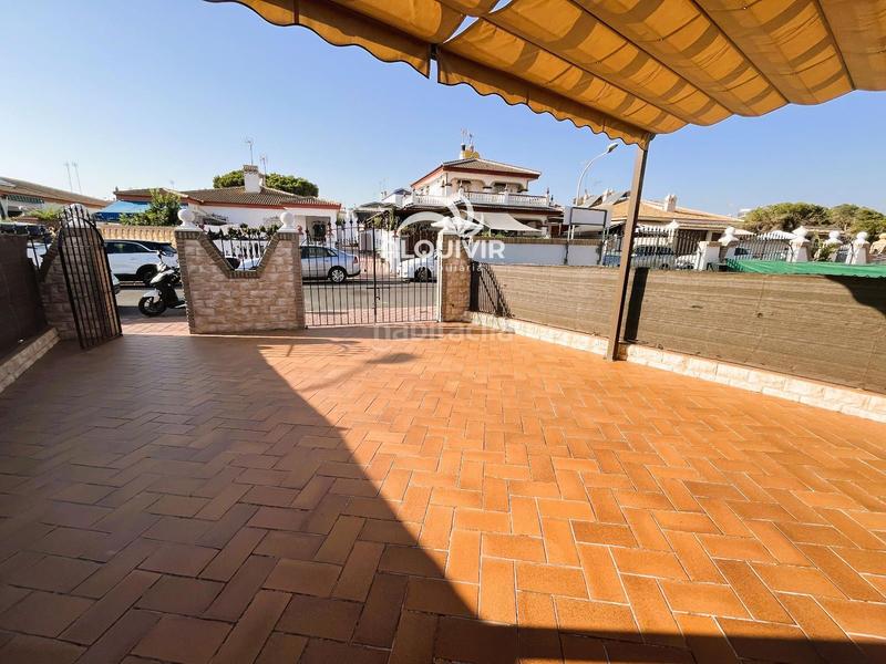 Foto 05f8327b-d795-450b-9281-fd52a2fc012b. Casa adosada adosado venta en matalascañas completamente reformado y en perfecto estado. en Almonte