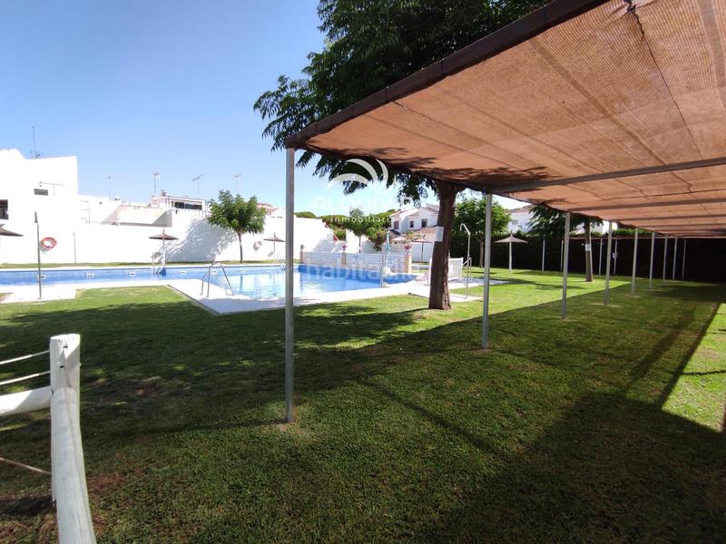 Foto 0e1026b3-a86d-40a1-8ea4-9957bb78f11b. Casa adosada adosado venta en matalascañas completamente reformado y en perfecto estado. en Almonte