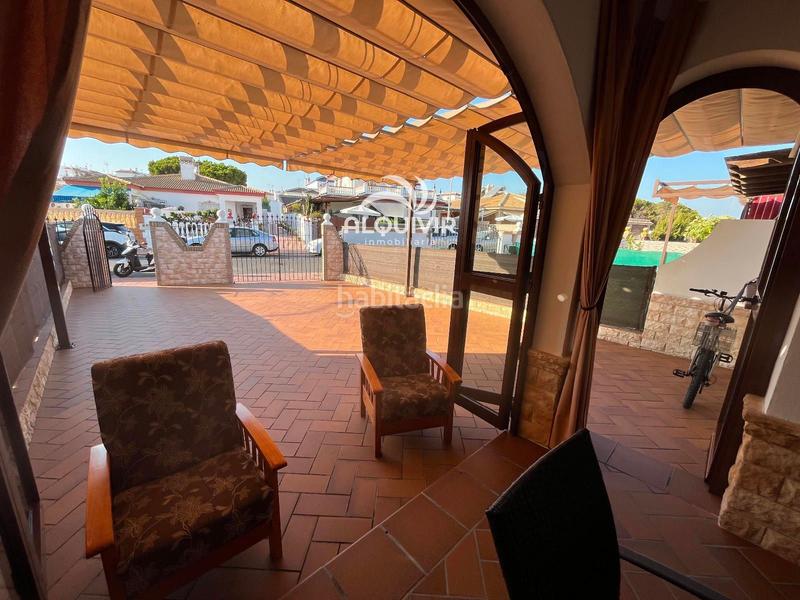 Foto f985d6e6-84da-4d48-a9a2-9aff0433f76c. Casa adosada adosado venta en matalascañas completamente reformado y en perfecto estado. en Almonte