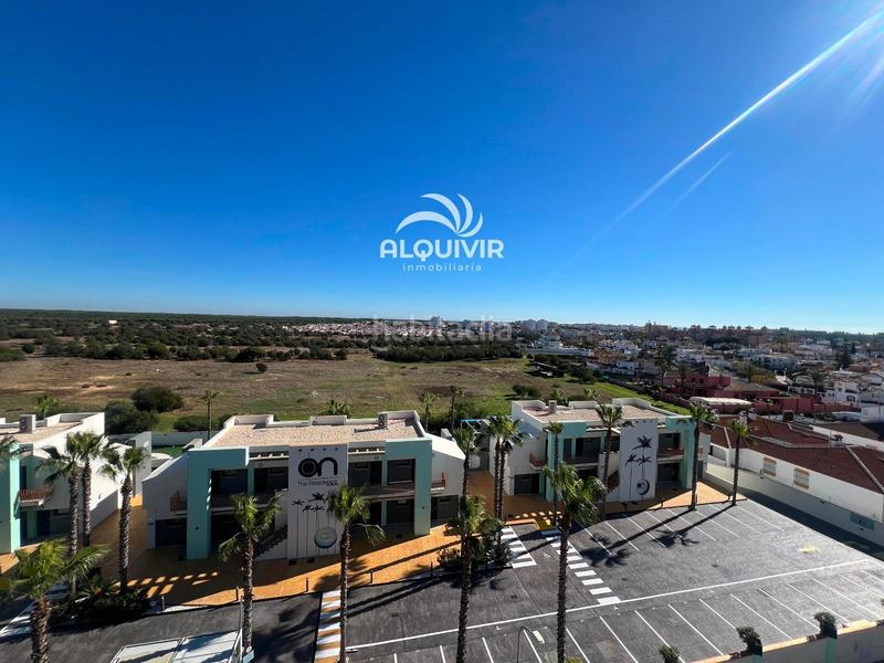 Foto 34a99611-df02-4c33-9177-2ed4cd1c9a4e. Pis amb piscina a Golf - Torre Almenara Almonte