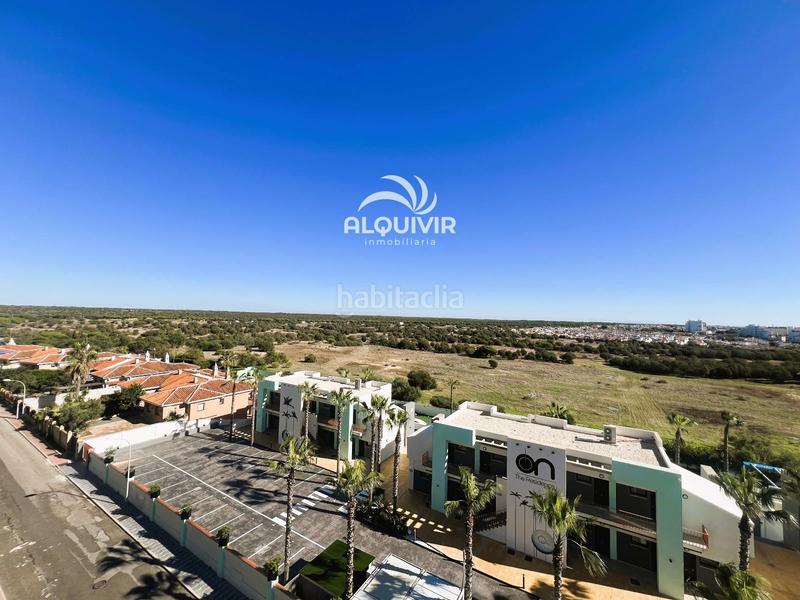 Foto 77f7cb34-4d7e-442c-ace5-75cb504620b3. Pis amb piscina a Golf - Torre Almenara Almonte