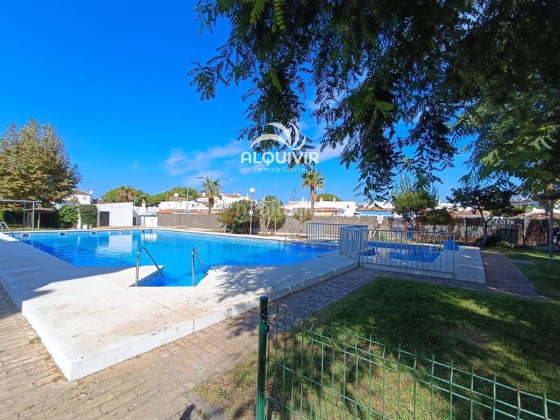 Foto cdecb585-d4cf-43bf-bbb9-99e8103309c6. Pis amb piscina a Caño Guerrero Almonte