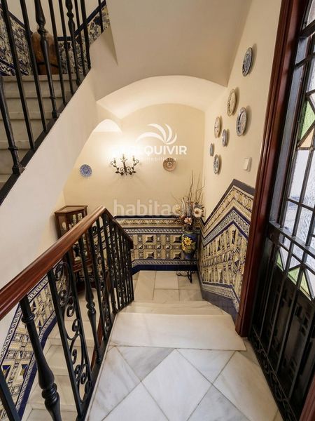 Foto 0bc4d55e-e795-4d34-87f7-7e0864cc132b. Edificio in Arenal - Museo Sevilla