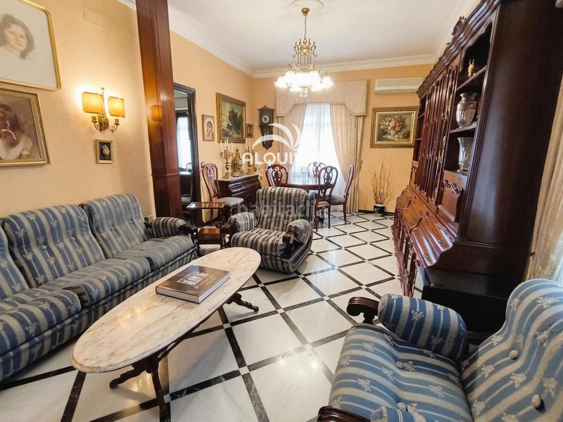 Foto 5af905d9-a64a-493e-a536-ef191cbfa08a. Edificio in Arenal - Museo Sevilla