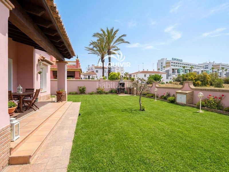 Foto 6f073c76-82e9-451e-a4b0-b18ffd1c12d6. Casa aparellada amb aparcament a Golf - Torre Almenara Almonte