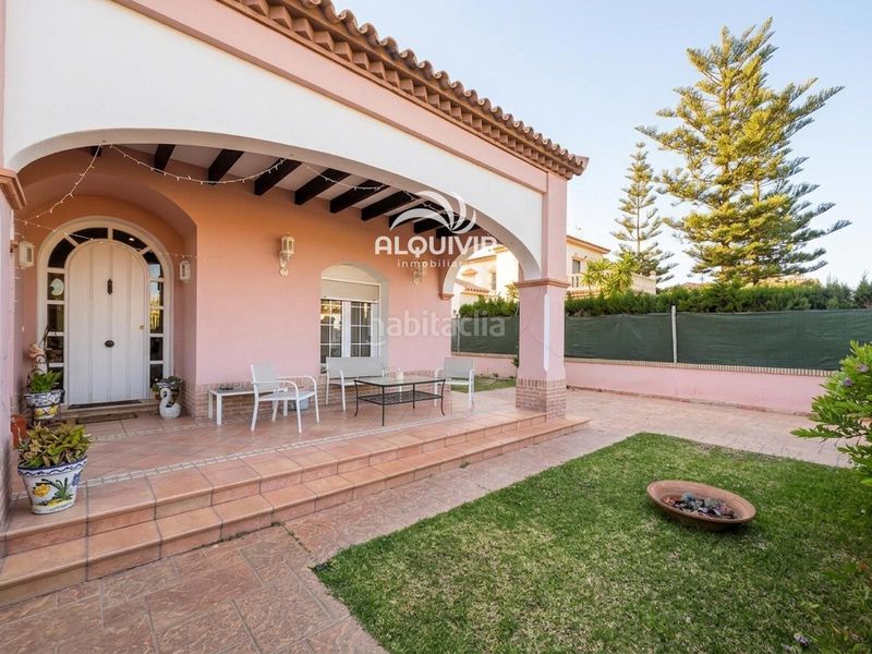 Foto 95a8342b-dd58-477c-aa90-e53b20ea5b1d. Casa aparellada amb aparcament a Golf - Torre Almenara Almonte