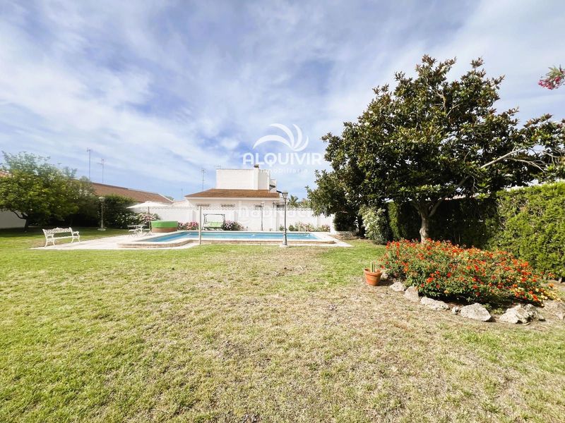 Foto 0cf63396-1b14-48a1-a12c-997cea8362a1. Xalet amb aparcament piscina a Centro - Torre de la Higuera Almonte