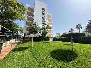 Appartement  Sector s. Estudio venta en urbanización con piscina y aparcamientos comuni