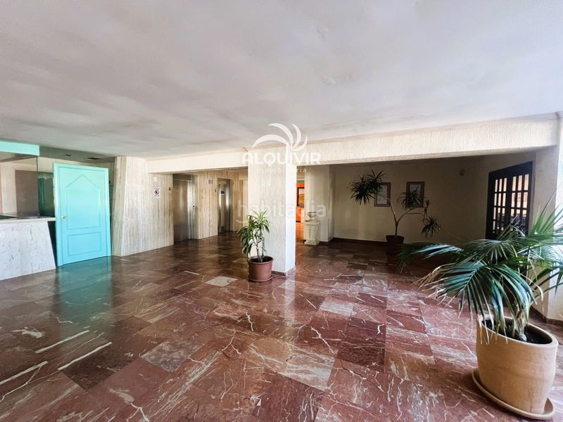 Foto 0f5f9c36-8e5a-4868-af80-3d12865e8c07. Pis amb piscina a Golf - Torre Almenara Almonte