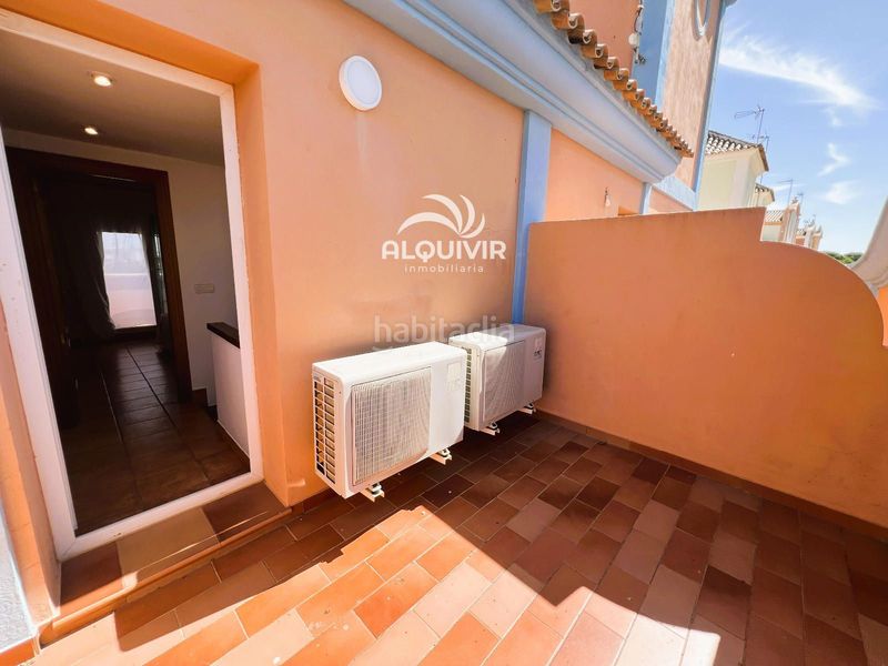 Foto f646f24e-59c4-4021-8254-b9d5323ff0d3. Casa pareada magnifica casa en venta, en matalascañas. urbanización privada, villas de golf en Almonte