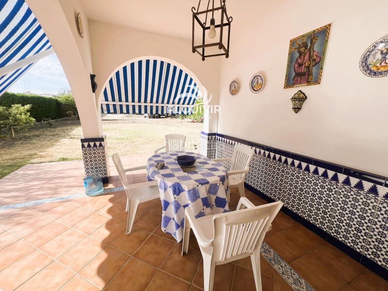 Foto d42f185b-aa73-4b5f-8f33-a61e632ae5d8. Casa aparellada amb aparcament a Golf - Torre Almenara Almonte