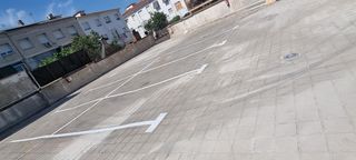Aparcament cotxe a Centre-Eixample-Can Llobet. Parking en venta