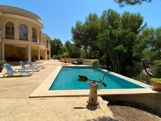Xalet a Peguera. Chalet familiar en peguera, calviá, con piscina