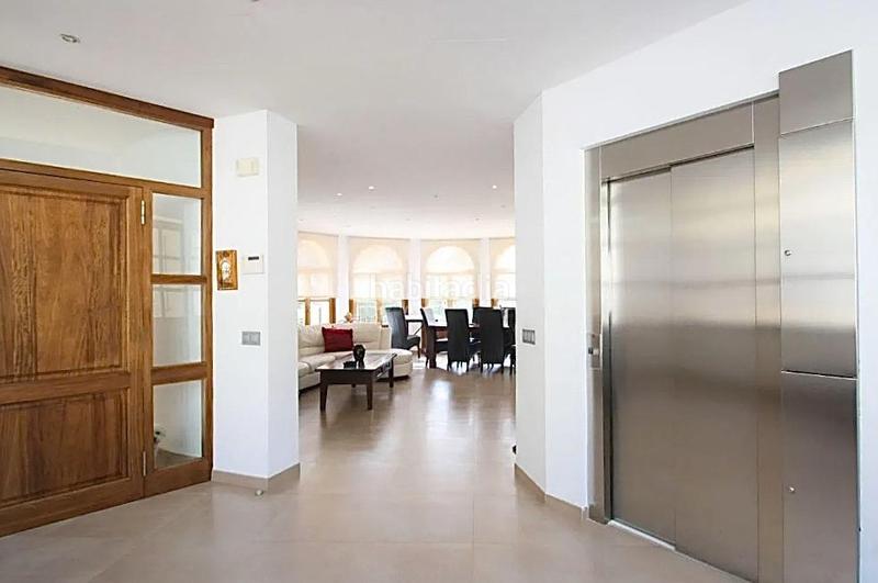 Foto f20d70b0-f977-4401-992f-f188f0c519b5. Chalet mit heizung parking pool in Peguera Calvià