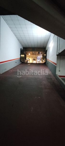 Foto f533a81e-8b5d-4be0-bde5-142d5d754be6. Pis a plaça porta pintada 5 a El Mercat Palma de Mallorca