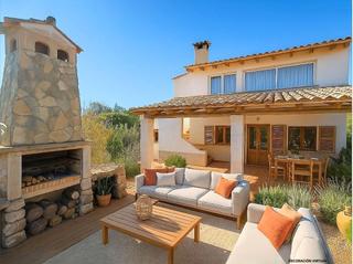 Mas à Sant Llorenç des Cardassar. Finca rustica con vista al mar