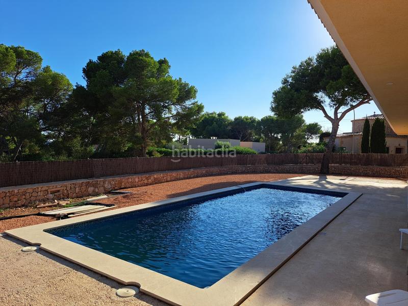 Foto a4e1f228-c986-4c7e-bfd1-b7f2e59bb3ed. Chalet villa unifamiliar con piscina nueva construccion en Llucmajor