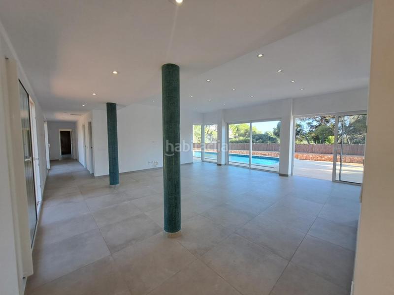 Foto d3f27e2d-a601-46e2-8d8c-47a8c28f772d. Chalet villa unifamiliar con piscina nueva construccion en Llucmajor