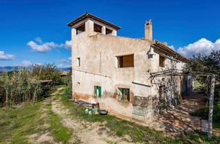 Country house in Son Ferriol. Masía en palma de mallorca de 1000 m  terreno de 34,000 m con in