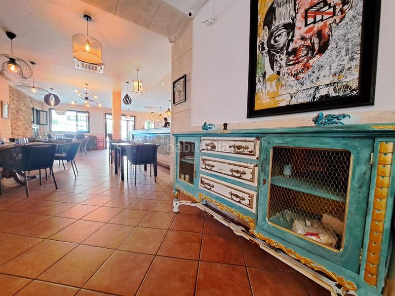 Foto 3277af55-0926-4a72-a53f-404ca33d358d. Alquiler local comercial se traspasa elegante restaurante totalmente reformado en Santa María del Camí
