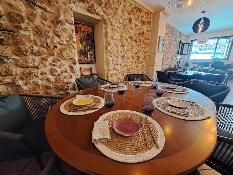 Foto 4ae6892c-2123-4fd4-80e5-060b4cf39c56. Alquiler local comercial se traspasa elegante restaurante totalmente reformado en Santa María del Camí