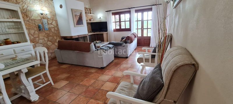 Foto 0b3291be-7bcc-4925-973c-573cd48ff8af. Casa adossada amb aparcament a Artà poble Artà