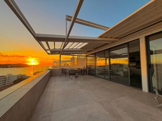 Ático en Costa de la Calma. Ático con espectaculares vistas al mar en santa ponsa