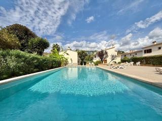 Casa aparellada a Santa Ponça. Encantador chalet pareado dúplex en santa ponsa con jardín priva