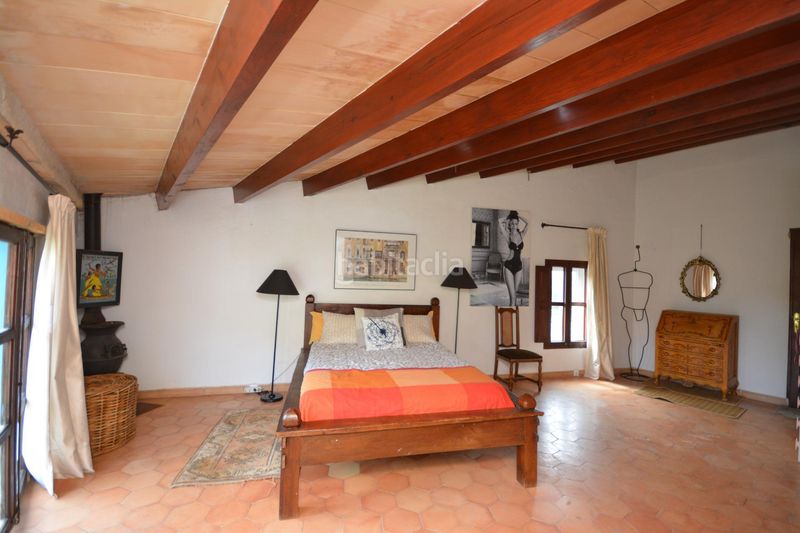 Foto 0c13f870-9534-404a-8772-c295c8bc653e. Masia amb aparcament a Campanet