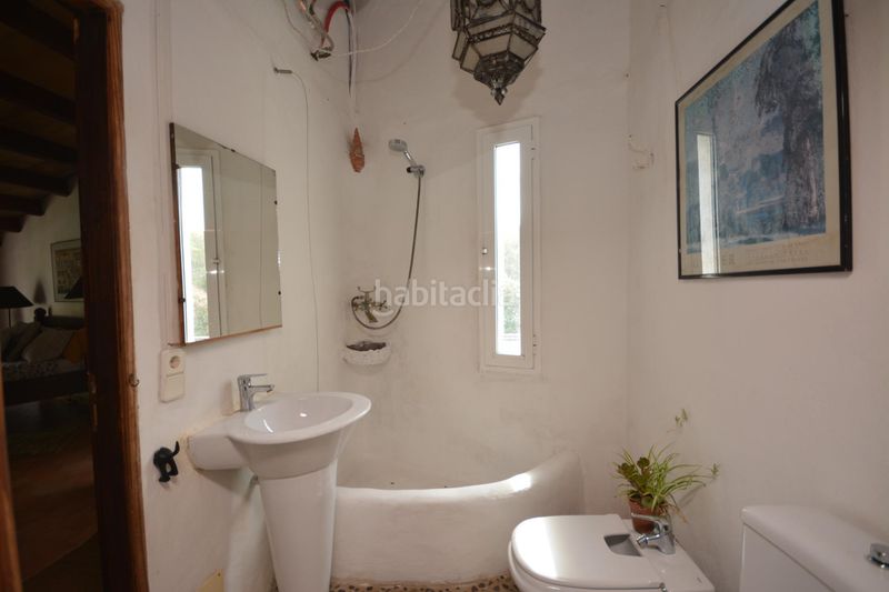 Foto b3f2a441-7674-4089-a522-71db4782e88e. Masia amb aparcament a Campanet
