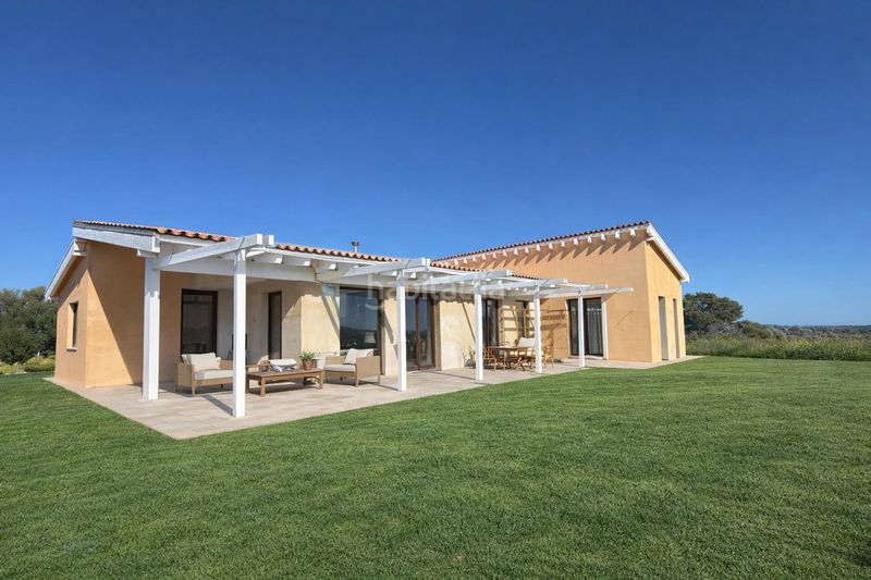 Foto 26be4904-bf2b-4e56-8e73-325ac1477e6d. Masia amb aparcament piscina a Zona Periurbana Inca