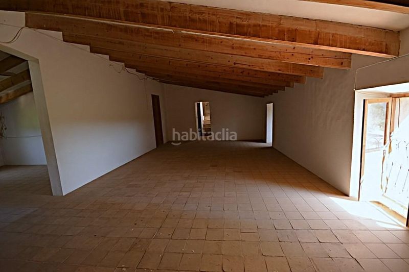 Foto a22b11b4-eaf2-4eb6-a89b-db0485f6d328. Masia amb aparcament a Establiments Palma de Mallorca