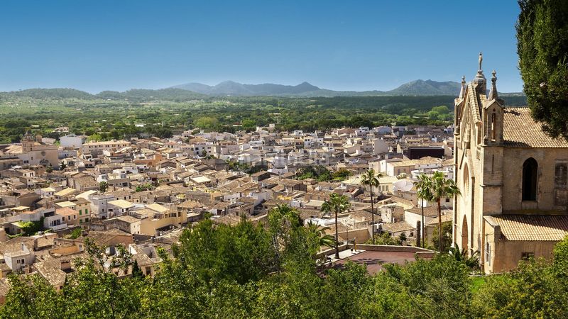 Foto f76d1d05-8da6-4aa9-8763-b4acea55c8f8. Casa adossada amb aparcament piscina a Artà poble Artà