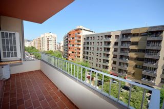 Pis a Pere Garau. Amplio piso con terraza, parking y trastero en zona médico josé