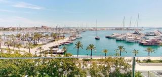 Àtic  Gabriel roca. Apartamento impresionante con vistas al mar y la catedral en pas