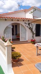 House  Perdiu, de sa;p.grossa. Casa cerca del mar en punta grossa  es mercadal