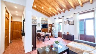 Etagenwohnung in Calle ISABEL MONTANER