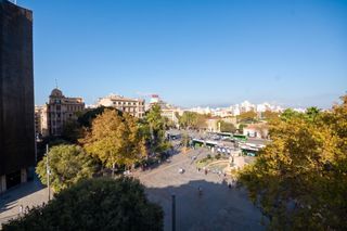 Etagenwohnung in Plaça Porta Pintada 5